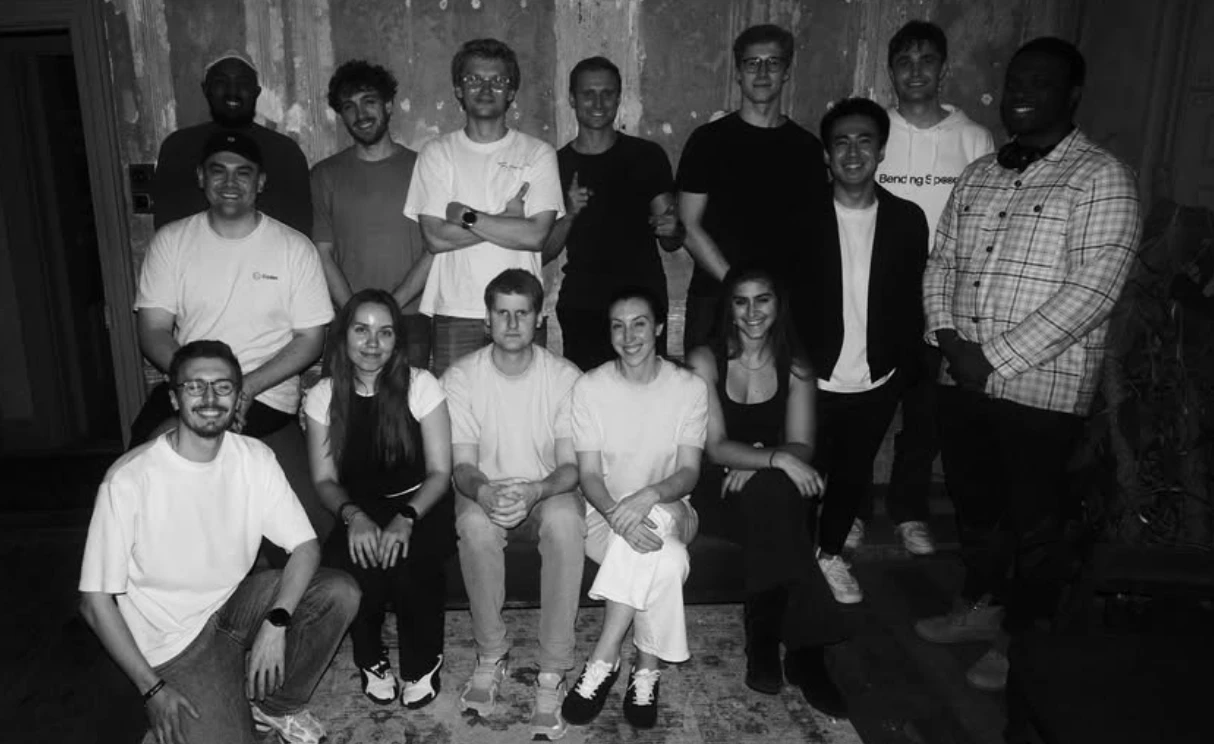 At an OpenAI hacker house with Laura Modiano, Head of Founder Experience at OpenAI, and the cohort of builders